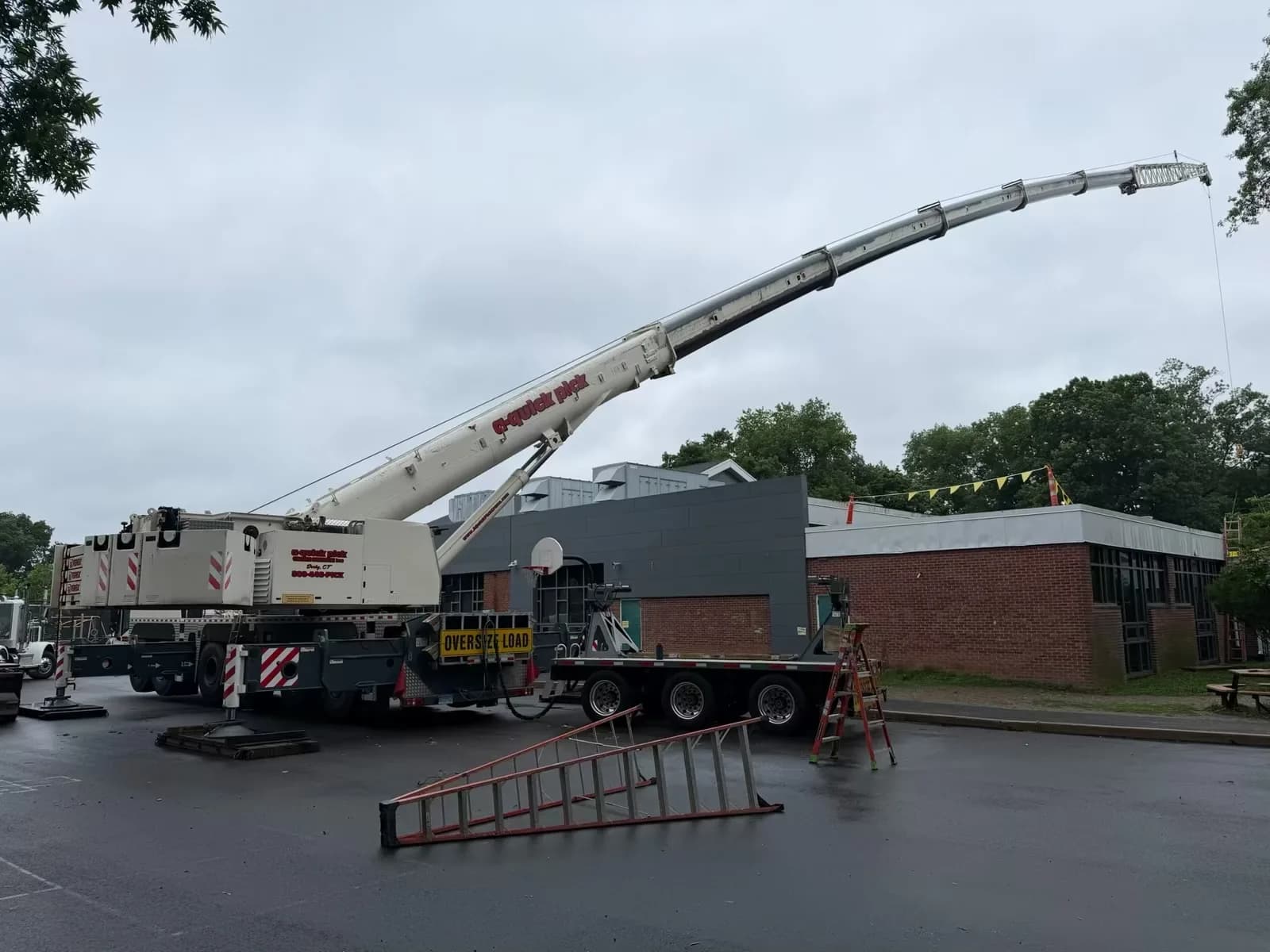 Setting a Rooftop Unit at Rowayton Elementary in Norwalk